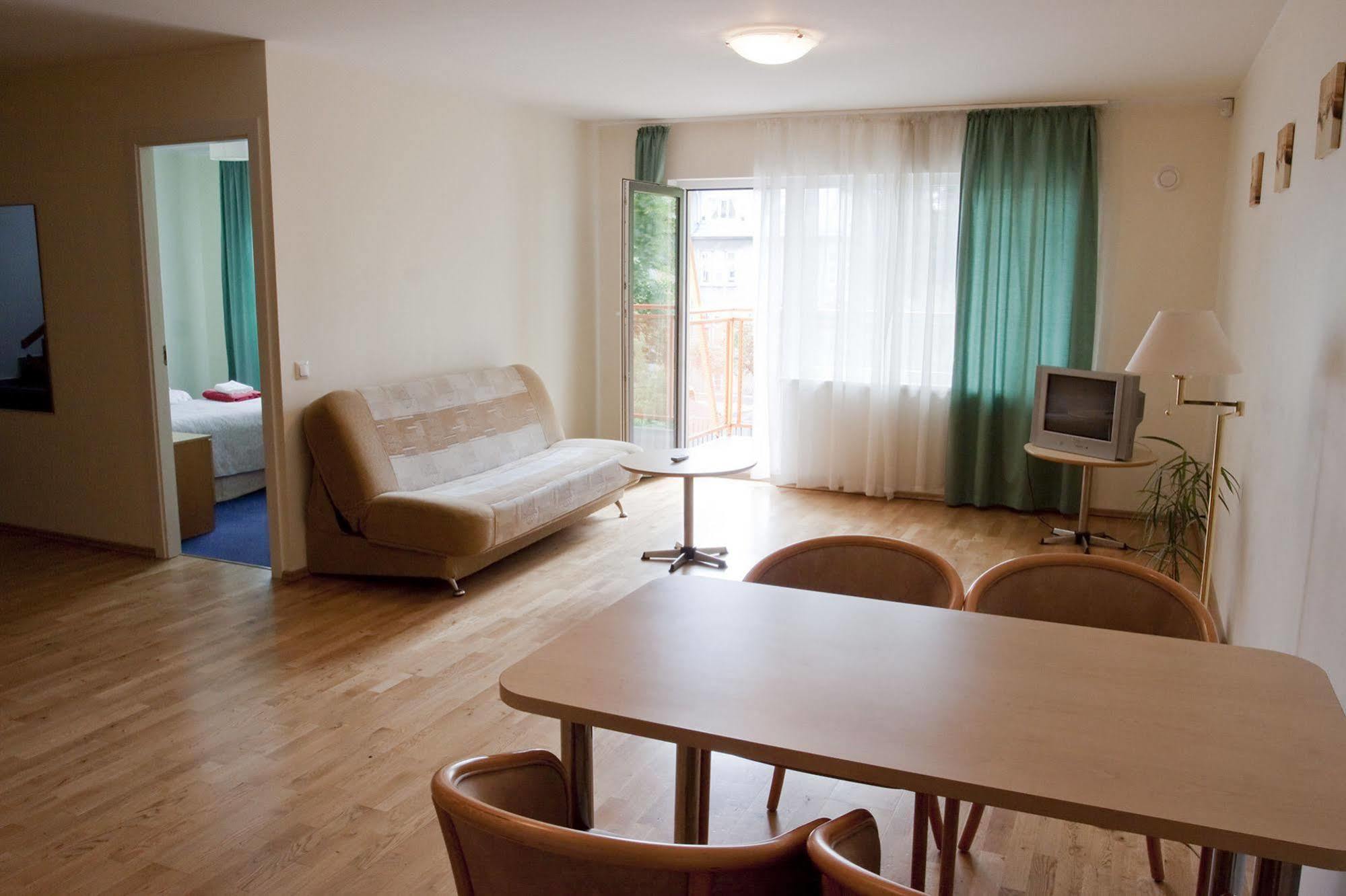 Pilve Apartments タリン エクステリア 写真